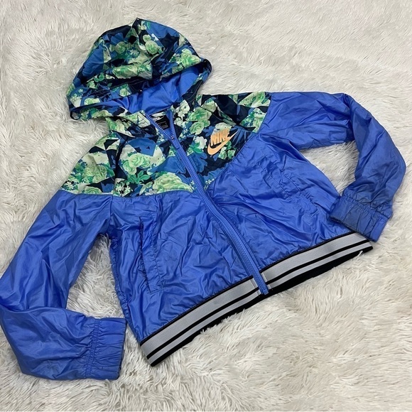 Nike Sportswear Windrunner Big Kids Girls’ Printed Jacket Royal Pulse Large - Picture 4 of 15